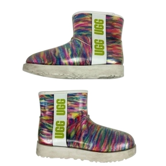 Ugg Women's Classic Clear Mini Pixelate Boot Size 5 - Picture 5 of 16